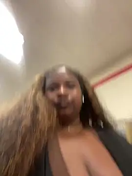 Snapshot of BigFineSelena chatting on 26, 5, 2026 BigFineSelena online show from 26, 5, 2026