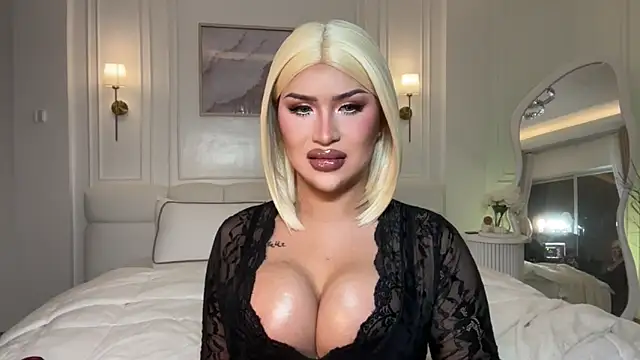 Your Majesty Tyra online show from 25, 6, 2026