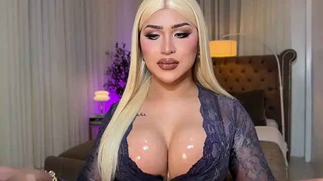 Your Majesty Tyra online show from 30, 10, 2025