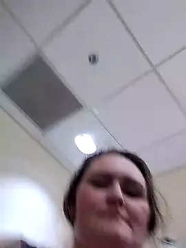 LunaaLovely online show from 16, 2, 2026