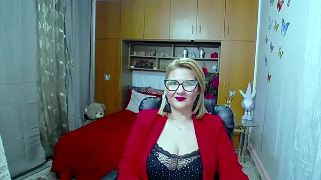Snapshot of LucilleFenlys chatting on 12, 2, 2025 LucilleFenlys online show from 12, 2, 2025