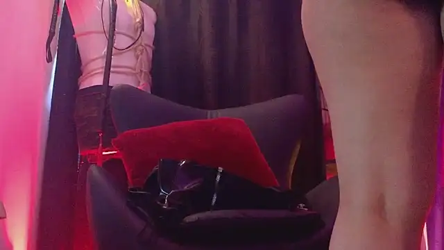 PerlaDivaio online show from 13, 4, 2026