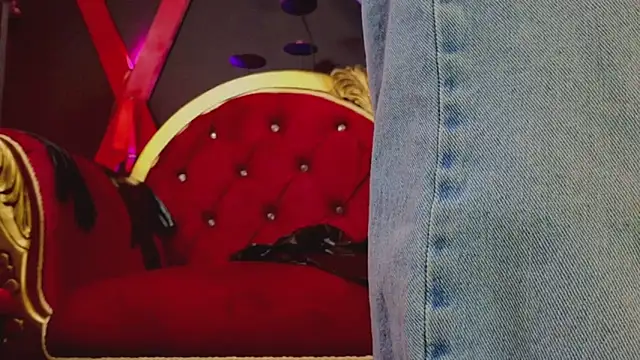 PerlaDivaio online show from 10, 11, 2025