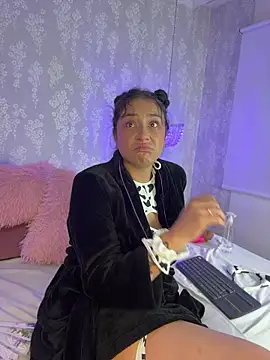 dayra angels online show from 14, 6, 2026