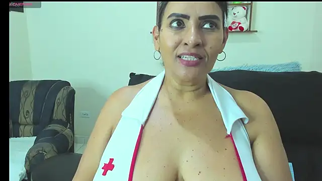 Snapshot of anie_milf1 chatting on 18, 7, 2026 anie milf1 online show from 18, 7, 2026