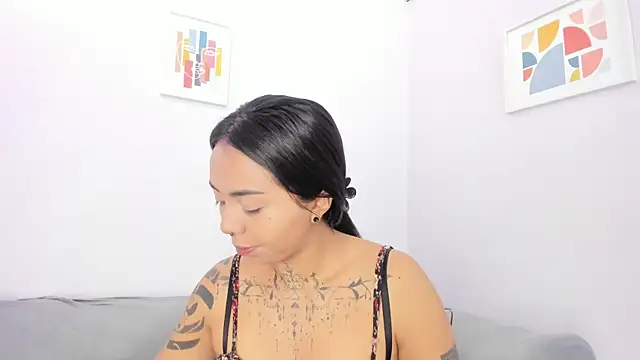 miss soffi  online show from 22, 9, 2025