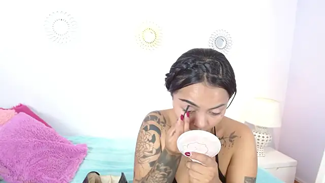 miss soffi  online show from 8, 1, 2026