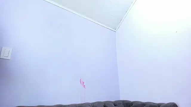 miss soffi  online show from 20, 4, 2026