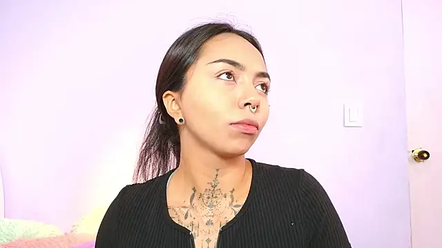 miss soffi  online show from 30, 10, 2025