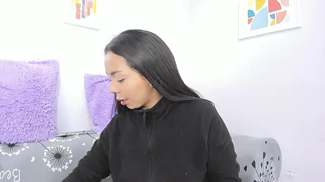 miss soffi  online show from 16, 10, 2025