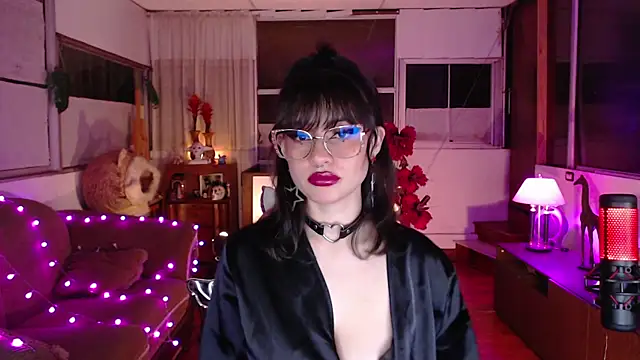 Aquamarinebubble online show from 14, 11, 2025