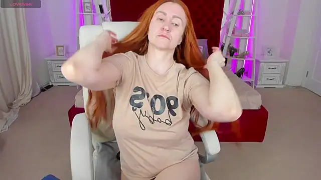 Snapshot of Kamilla_Hot chatting on 8, 5, 2026 Kamilla Hot online show from 8, 5, 2026