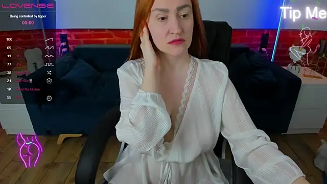 Kamilla Hot online show from 9, 3, 2026