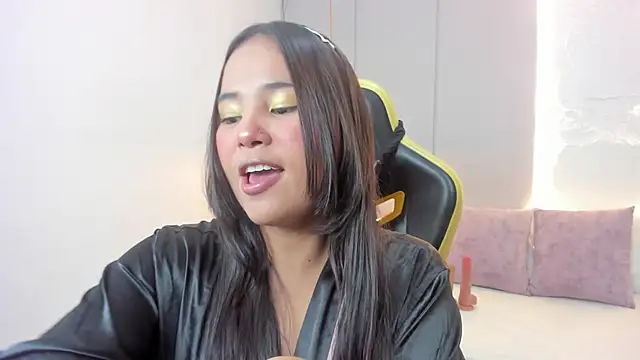 isabella florez online show from 5, 5, 2026
