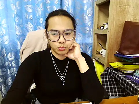 Snapshot of Your_PrettyGirlxxx chatting on 8, 5, 2026 Your PrettyGirlxxx online show from 8, 5, 2026