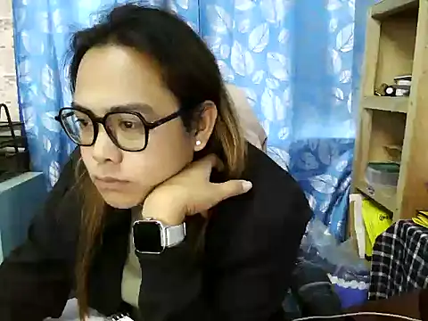 Snapshot of Your_PrettyGirlxxx chatting on 23, 5, 2026 Your PrettyGirlxxx online show from 23, 5, 2026