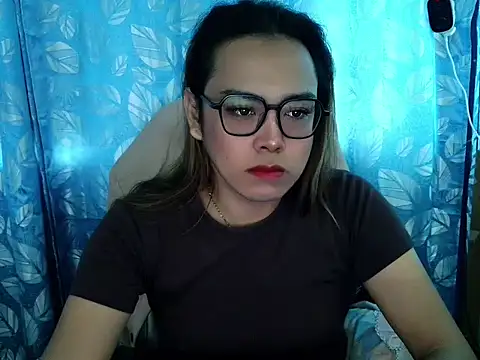 Snapshot of Your_PrettyGirlxxx chatting on 22, 10, 2025 Your PrettyGirlxxx online show from 22, 10, 2025