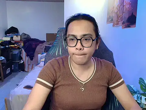 Snapshot of Your_PrettyGirlxxx chatting on 10, 5, 2026 Your PrettyGirlxxx online show from 10, 5, 2026