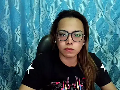 Snapshot of Your_PrettyGirlxxx chatting on 9, 9, 2025 Your PrettyGirlxxx online show from 9, 9, 2025