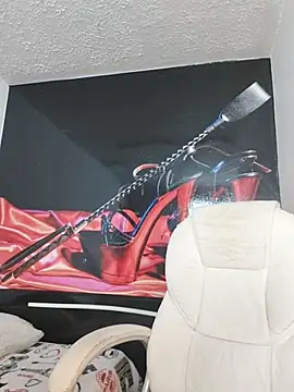 Hana    online show from 11, 4, 2026