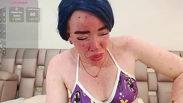 Kittywhiteass online show from 17, 1, 2026