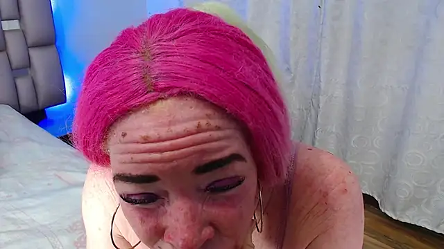 Kittywhiteass online show from 26, 11, 2025