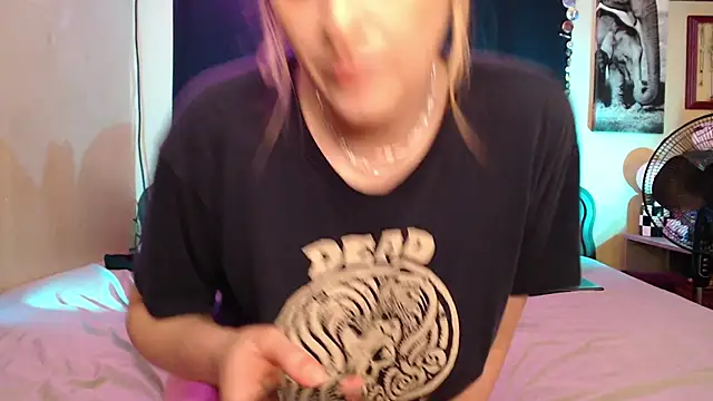 Mallorykoxx69 online show from 12, 3, 2026