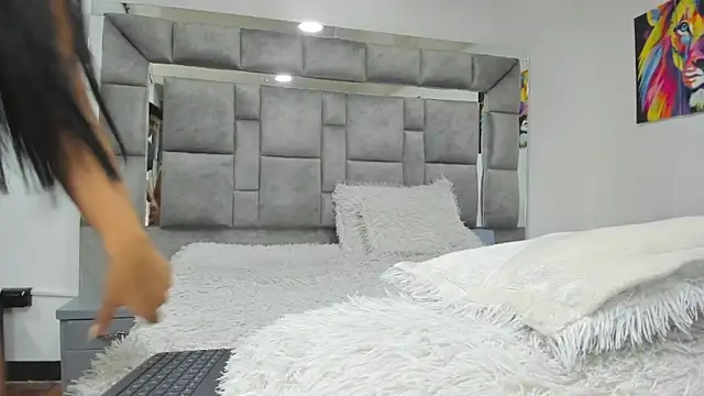 Candy And Andy  online show from 16, 4, 2026