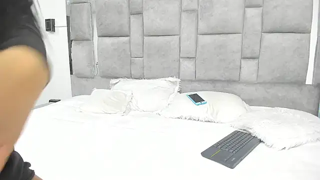 Snapshot of Candy_And_Andy_ chatting on 15, 3, 2025 Candy And Andy online show from 15, 3, 2025