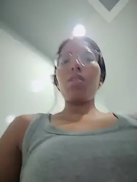 SheenaBrooke online show from 10, 4, 2026