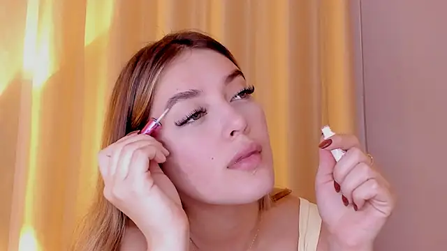 Assh lee  online show from 14, 4, 2026