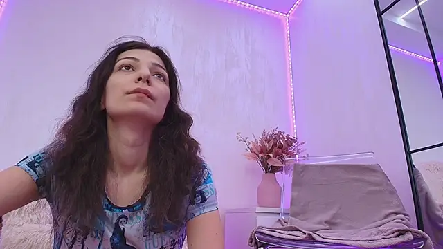 Anna Lewis online show from 8, 4, 2026