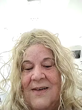 Yaya Mineira online show from 12, 11, 2025