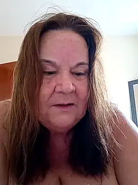 Yaya Mineira online show from 3, 2, 2025