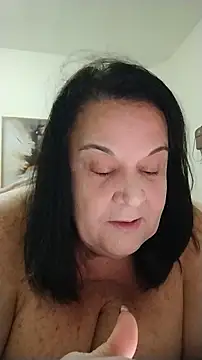 Snapshot of Yaya_Mineira chatting on 18, 7, 2026 Yaya Mineira online show from 18, 7, 2026
