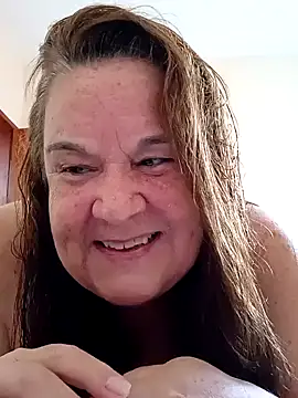 Yaya Mineira online show from 28, 1, 2025