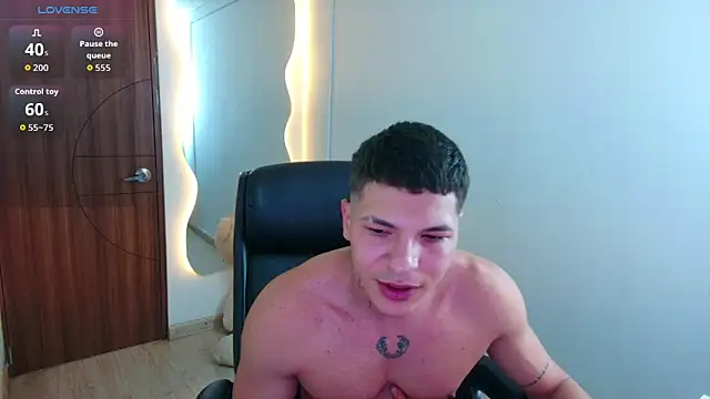 Snapshot of harrisoncuper chatting on 9, 7, 2026 harrisoncuper online show from 9, 7, 2026