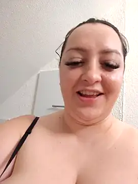 mihaelaa online show from 4, 4, 2026