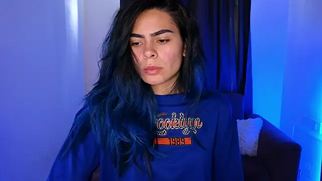 sexyladyy  online show from 7, 2, 2026
