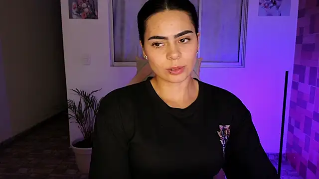 sexyladyy  online show from 3, 3, 2025