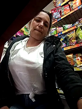 Snapshot of naugtyqueen chatting on 25, 2, 2025 naugtyqueen online show from 25, 2, 2025