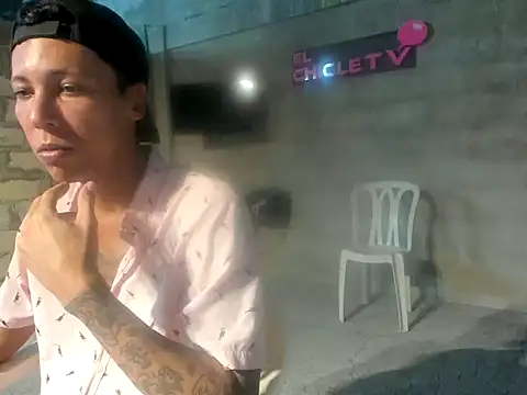 EL-CHICLE-TV online show from 4, 1, 2025
