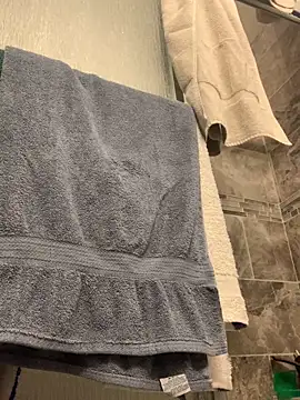 Snapshot of KcCumz19 chatting on 21, 12, 2025 KcCumz19 online show from 21, 12, 2025