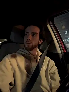 Snapshot of KcCumz19 chatting on 28, 11, 2025 KcCumz19 online show from 28, 11, 2025