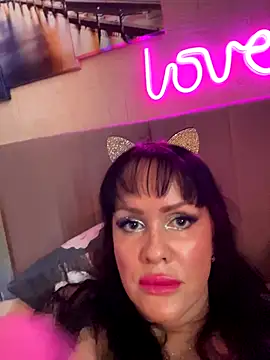 Lolaley2 online show from 24, 10, 2025