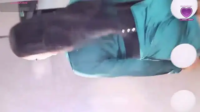 sweetcata23 online show from 17, 12, 2025