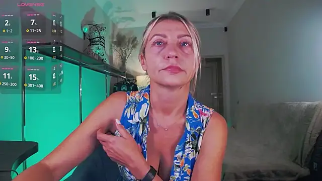 ZoeGrant online show from 1, 10, 2025