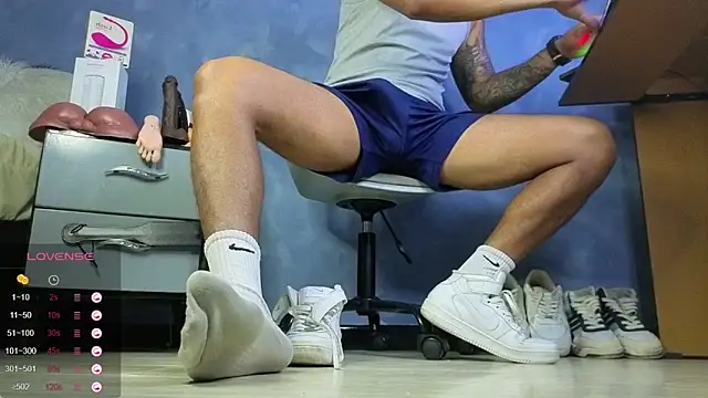 TomLover 12 online show from 23, 4, 2026