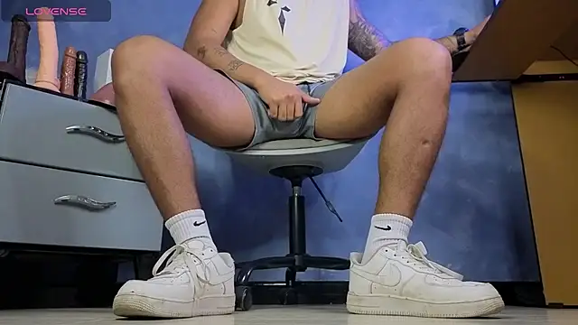 TomLover 12 online show from 27, 3, 2026