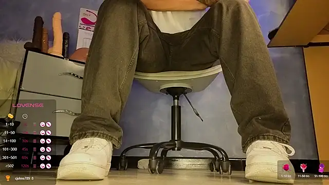 TomLover 12 online show from 17, 3, 2026